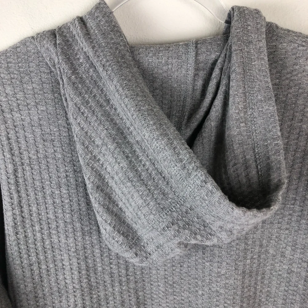 Chaser- Long Sleeve Waffle knit top with good size: L - Picture 6 of 8